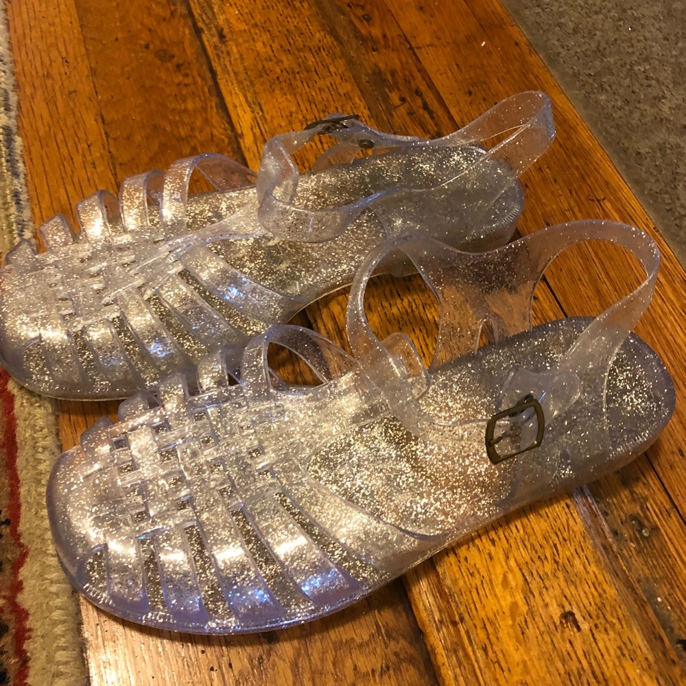 Jelly sandals🙃